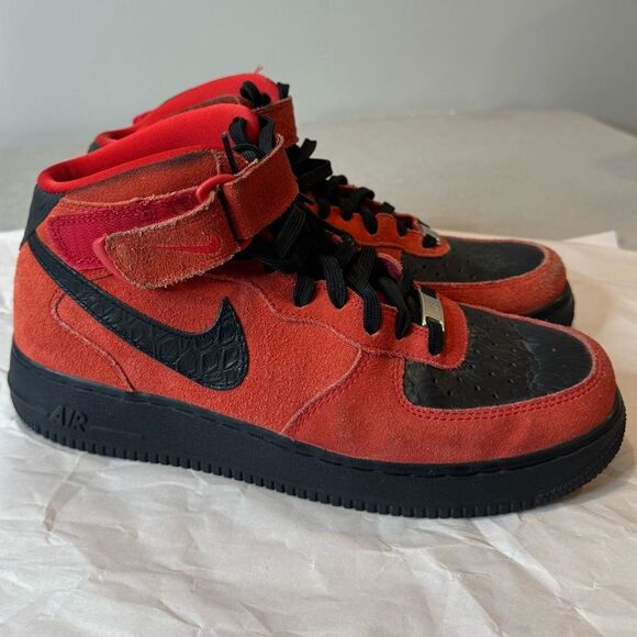 Nike Air Force 1 Mid '07 07 University Red Black Size 9.5 Men’s - Picture 1 of 16